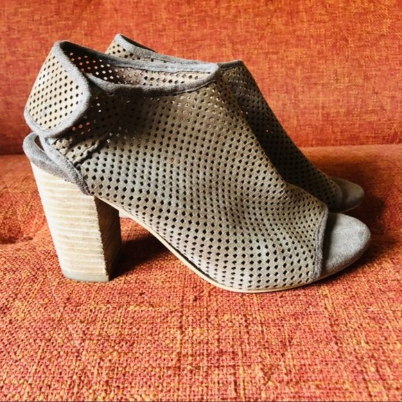 Jeffrey Campbell // Quebec Peep Toe Bootie - Picture 4 of 8